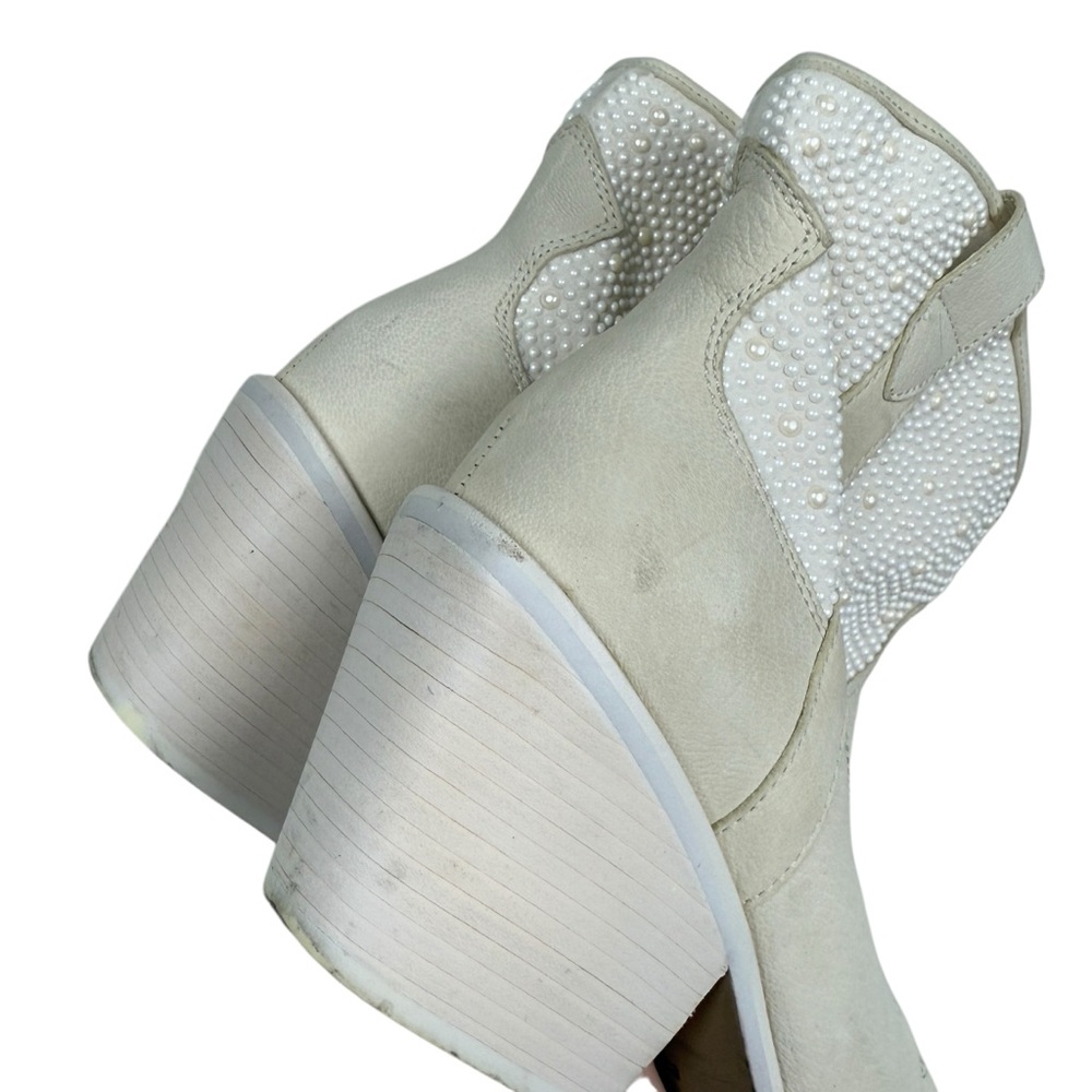 Anthropologie White Ankle Boots - Picture 5 of 9